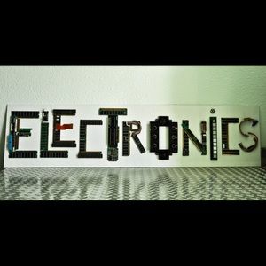 Electronic & video games !
